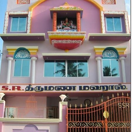 Sr Mahal & Lodge Kumbakonam Kültér fotó
